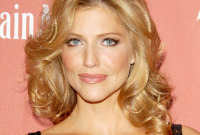 Tricia-helfer-golden-chestnut-hair-better-than-blonde-2